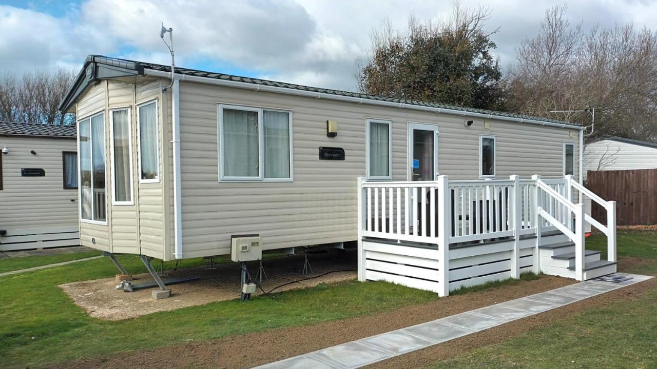 Villa The Nook, White Horse, Selsey Exterior foto